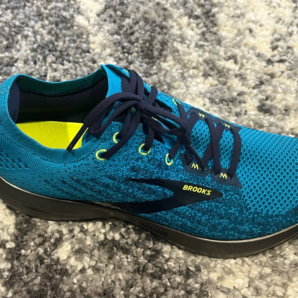 Brooks Men's Teal and Navy Knit Running Shoe with Neon Accents